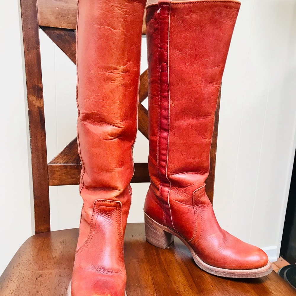COPY - Vintage Frye black label campus boots 6B